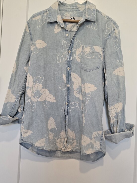 Tops - Chambray Floral Button-Up Shirt Light Blue Denim W White Tropical Print Cotton